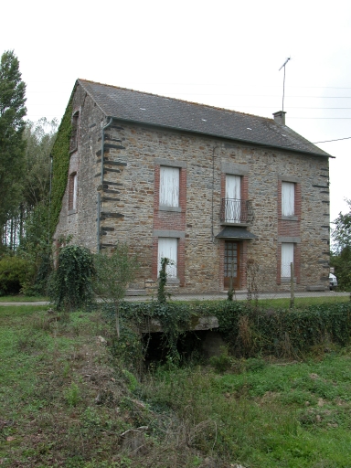 Moulin, Brétel (Bais)