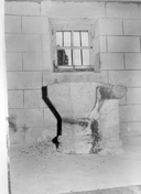 Fonts baptismaux (de milieu) (Locmalo)