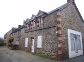 Maisons, alignement de trois logis, 158, 160, 162 rue Grande Rue (Saint-Jacut-de-la-Mer)