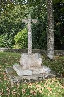 La croix de la chapelle de La Salle, route de Rospez (Lanmérin)