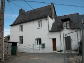 Maison, passage Saint-Léonard ; Place Joseph Cugnot (Noyal-Châtillon-sur-Seiche)