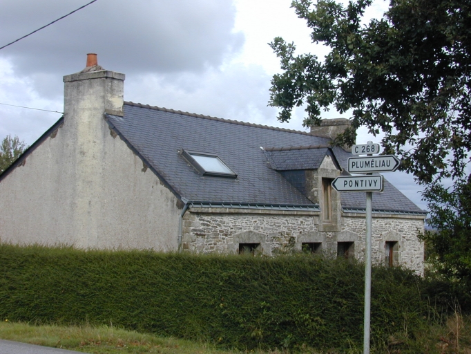 Maison, près de Lann Pontual (Pluméliau fusionnée en Pluméliau-Bieuzy en 2019)