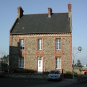 Presbytère, 2 rue Mermoz (Langueux)