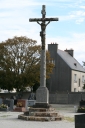 Croix de cimetière, rue Théodore Botrel (Crozon)