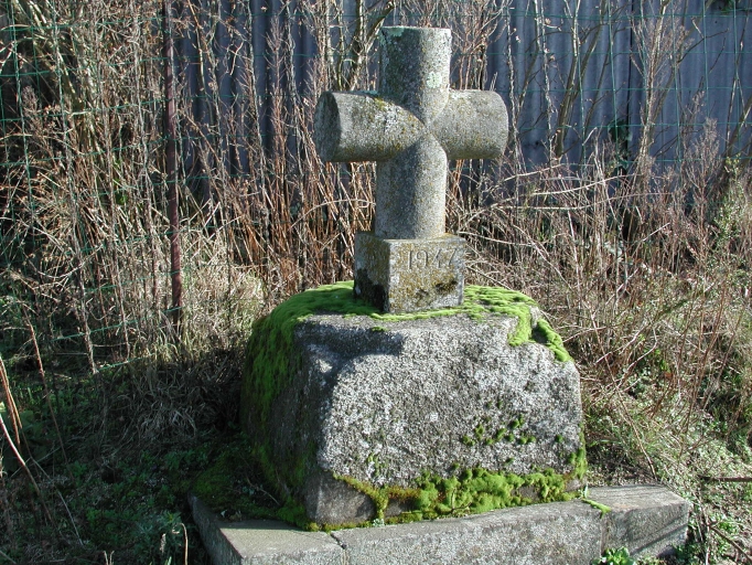 Croix de chemin, la Ville Odia (Bonnemain)
