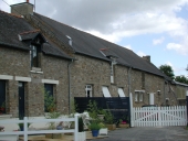 Alignement de maisons, Plaisance (Paimpont)