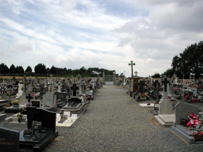 Cimetière, R.D.56 (Langon)