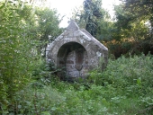 Fontaine de dévotion Sainte-Brigitte, le Plec (Locoal-Mendon)