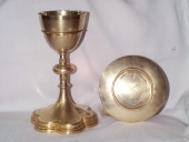 Calice ; patène (Campel fusionnée en Val d'Anast en 2017)