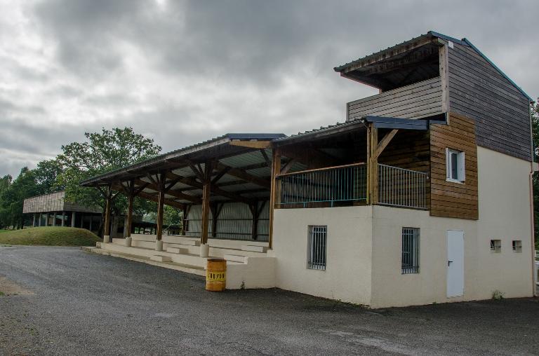 Hippodrome dit du "Pré-Naval" ou "de La Gacilly" (Glénac fusionnée en Gacilly en 2017)