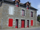 Immeuble à logements, 5 rue des Ecoles (Feins)