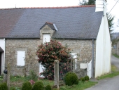 Maison, 13 rue des Ecoles, Saint-Nicolas-des-Eaux (Pluméliau fusionnée en Pluméliau-Bieuzy en 2019)