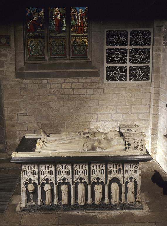 Tombeau d'Olivier de Clisson et de Marguerite de Rohan, basilique Notre-Dame-du-Roncier (Josselin)