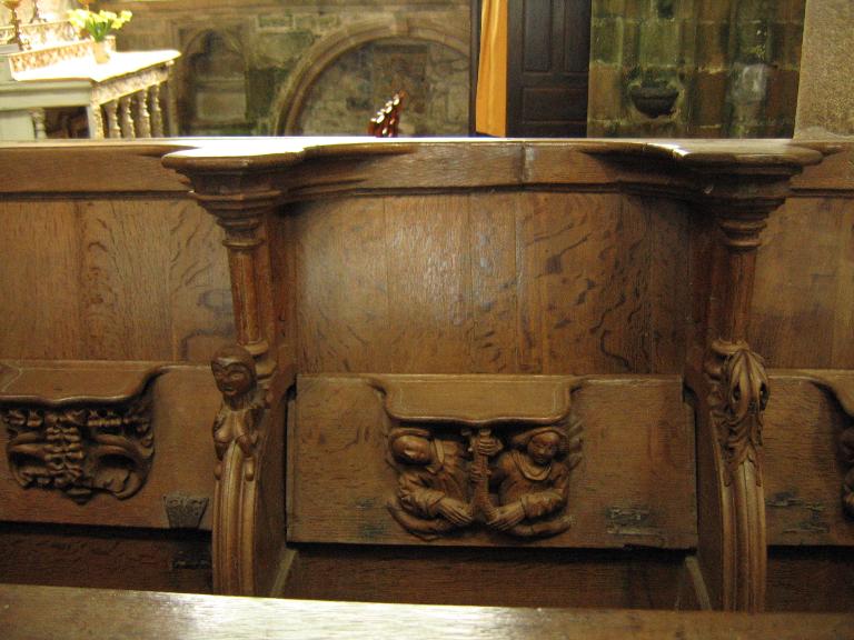Cathédrale Saint-Tugdual : stalle 09