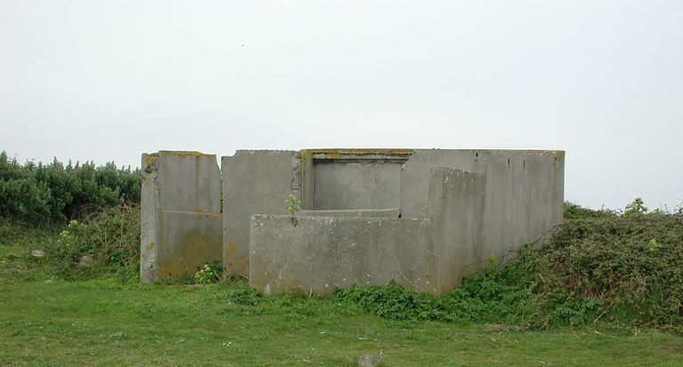 Corps de garde (?) (Mo 104), Porz Melloc (Île-de-Batz)