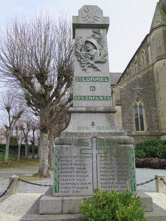 Monument aux morts, 17  rue des Tilleuls (Saint-Lormel)