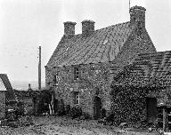 Manoir, Kergaradec (Plounévez-Lochrist)