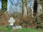Croix de chemin, près de la Planche (Saint-Pierre-de-Plesguen fusionnée en Mesnil-Roc'h en 2019)