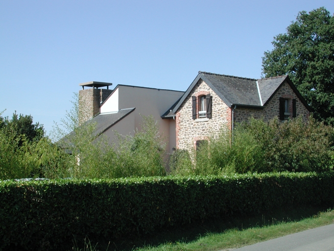 Maison, route de la Ville-Hulin (Québriac)