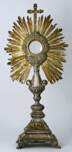 Ostensoir(Dolo fusionnée en Jugon-les-Lacs - Commune nouvelle en 2016)