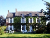 Maison, 2 rue du Prieuré (Roz-Landrieux)