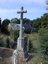 Croix de chemin de la famille Chauvel, la Villeneuve (Lieuron)