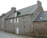 Maison, place de l'Eglise (Plévenon)