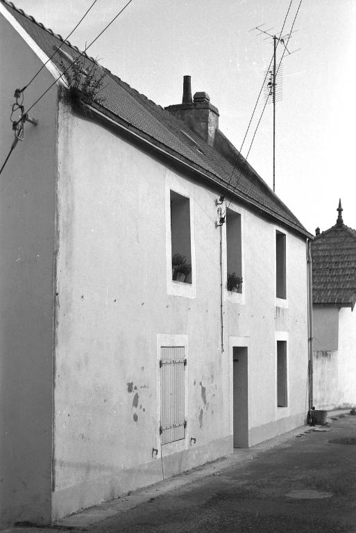 Les maisons et les fermes de la commune de Sauzon