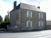 Maison, 7 rue Du Guesclin (Saint-Germain-du-Pinel)