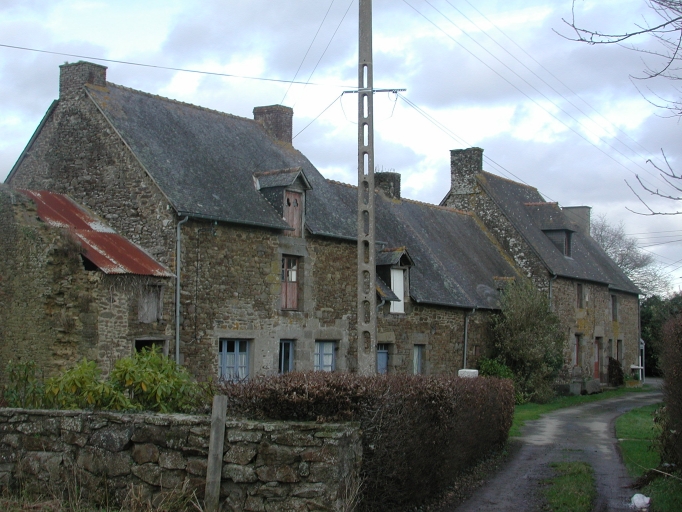 Alignement de cinq logis, la Barre (Lourmais)