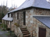 Moulin à eau de Gouzabas, rue de Gouzabas (Saint-Quay-Perros)