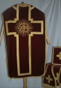 Ornement réversible : chasuble, étole, manipule, voile de calice, bourse de corporal
