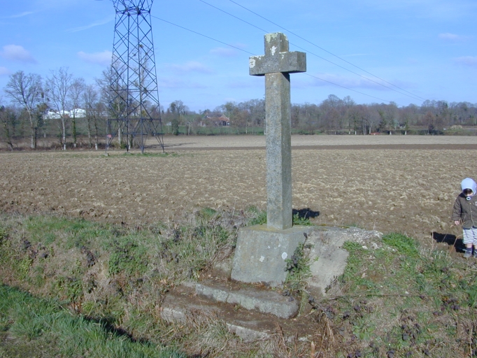 Croix de chemin, route départementale 794 (Meillac)