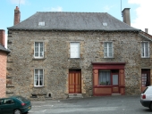 Maison, 3-5 place de la Paix (Bais)