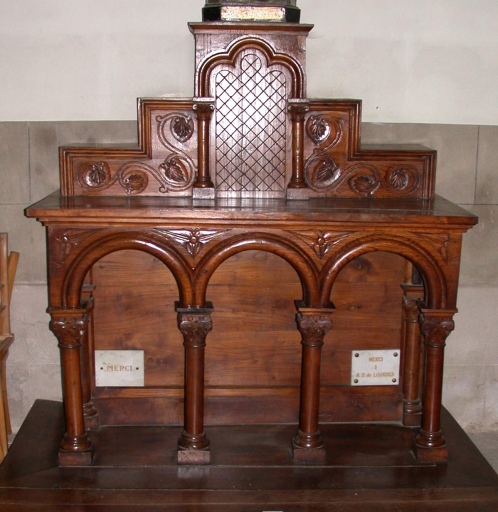 Autel, 2 gradins d'autel