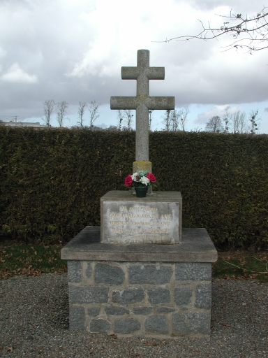 Monument commémoratif, Cours La Haye (Tinténiac)