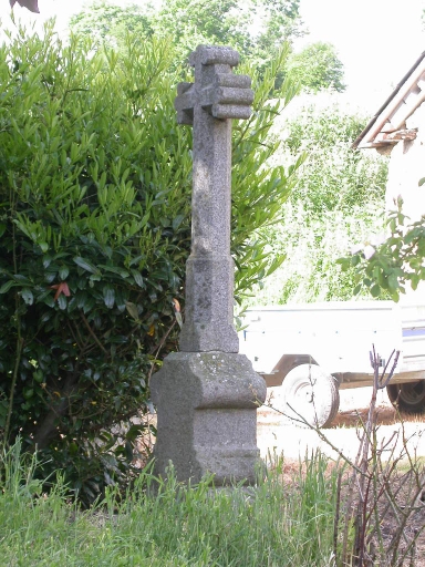 Croix de chemin, le Placis Rogue (La Baussaine)