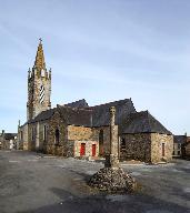 Eglise paroissiale Saint-Samson (La Fontenelle fusionnée en Val-Couesnon en 2019)