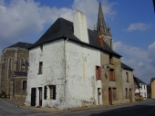 Ancien tribunal, actuellement maison, 2 rue de la Libération (Renac)