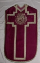 Ornement rouge 2 : chasuble, étole, manipule