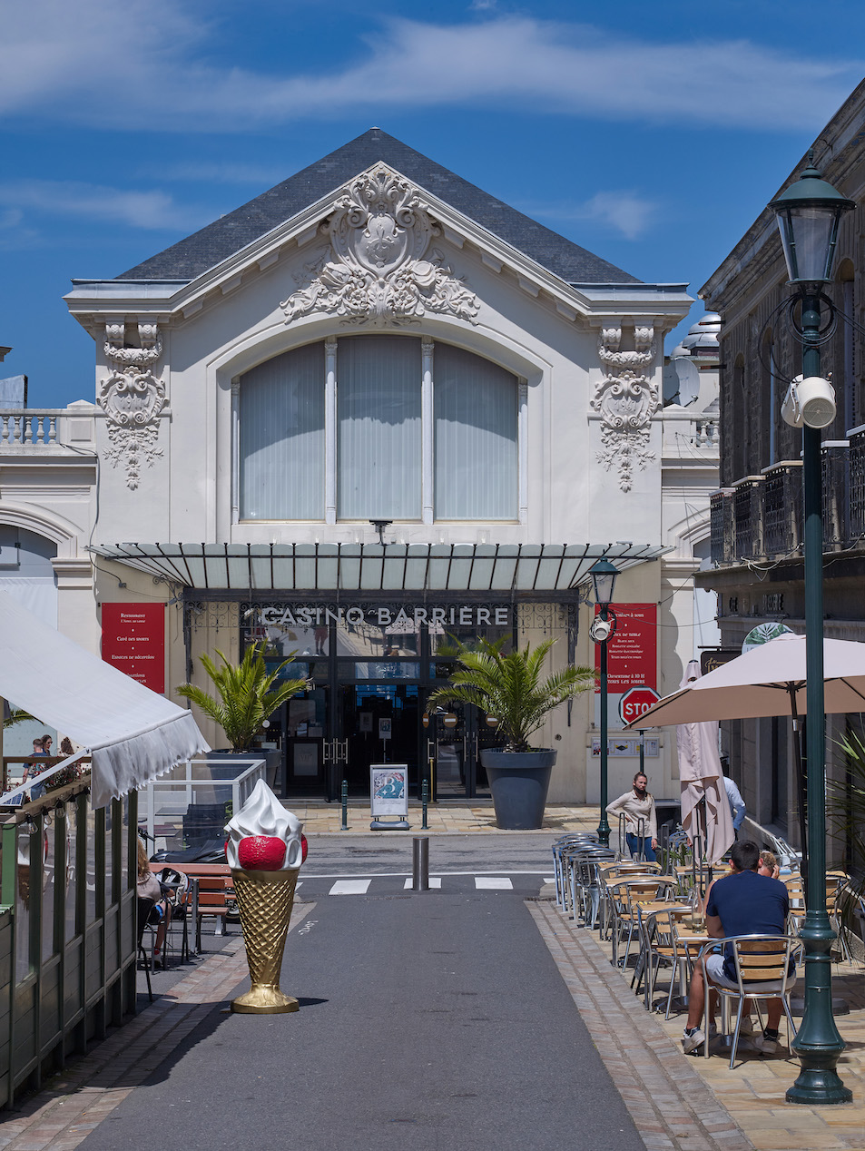 Casino de Dinard, puis High Life Casino, puis Palais d'Emeraude, 4 boulevard du Président Wilson (Dinard)