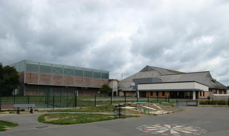 Complexe sportif, allée de l'École (Pont-Péan)
