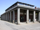 Halle, rue Saint-Louis (Hédé)