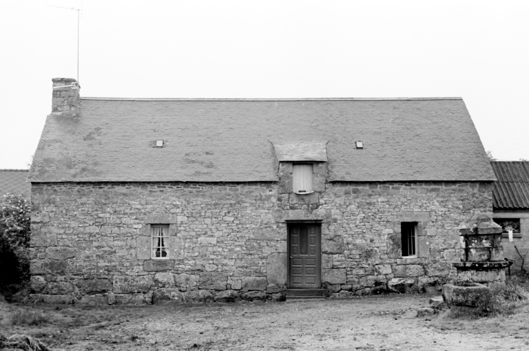 Ferme, Kerhello (Lanrivain)