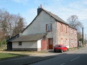 Maisons, 23-25 avenue de la Gare (Vern-sur-Seiche)