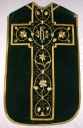 Ornement vert : chasuble, bourse de corporal, étole, manipule, voile de calice