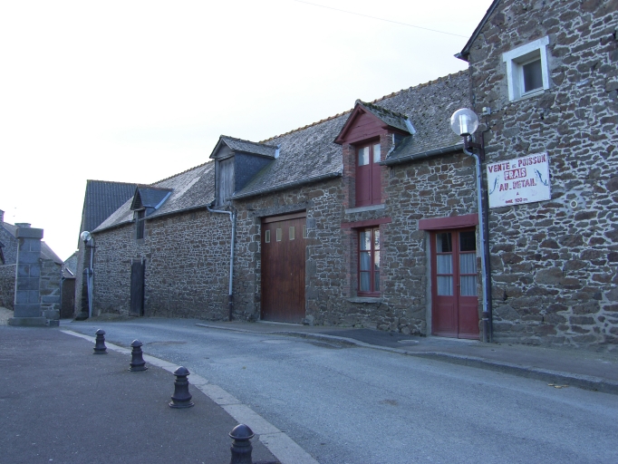 Ferme, rue de l'Eglise (Saint-Guinoux)