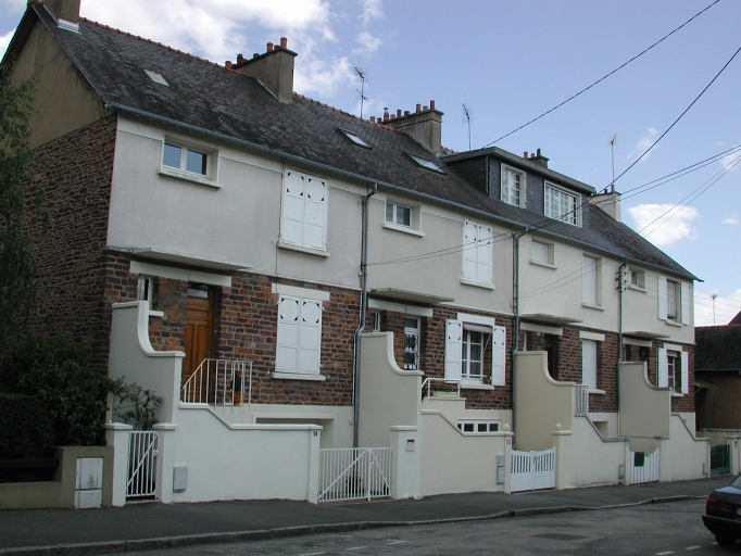 Maisons en série (4), 8 à 14 rue de Primauguet (Rennes)
