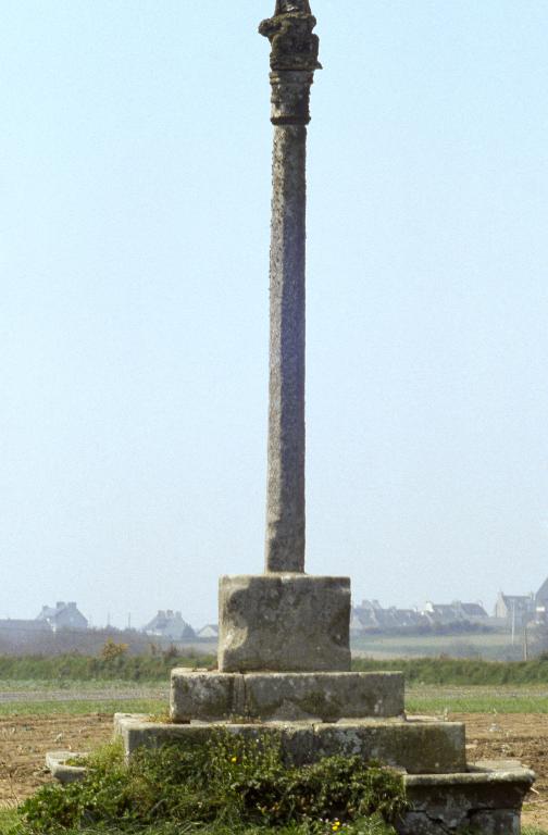 Croix de chemin, Cornamis (Plouescat)