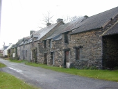 Alignement de logis, Arguignac (Sixt-sur-Aff)